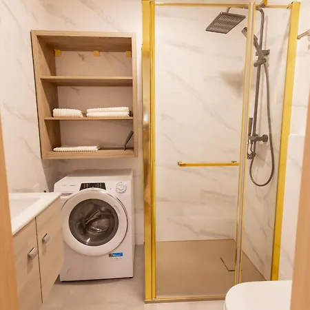 Hozi House -4 Cozy Apartment's Appartamento *