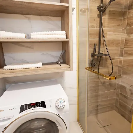 Hozi House -4 Cozy Apartment's Lubiana