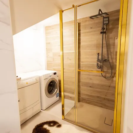 Hozi House -4 Cozy Apartment's Appartamento Lubiana