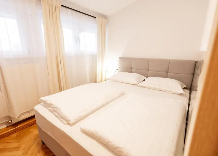 Hozi House -4 Cozy Apartment's Διαμέρισμα