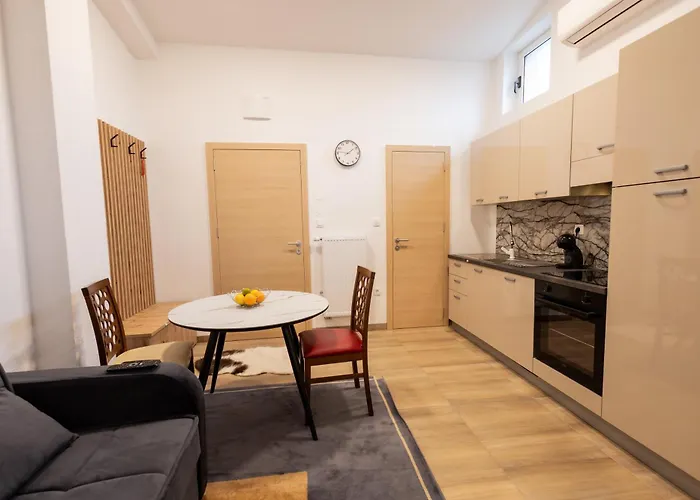 Hozi House -4 Cozy Apartment's *