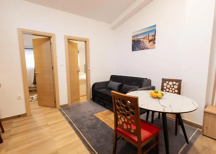 Hozi House -4 Cozy Apartment's شقة ليوبليانا